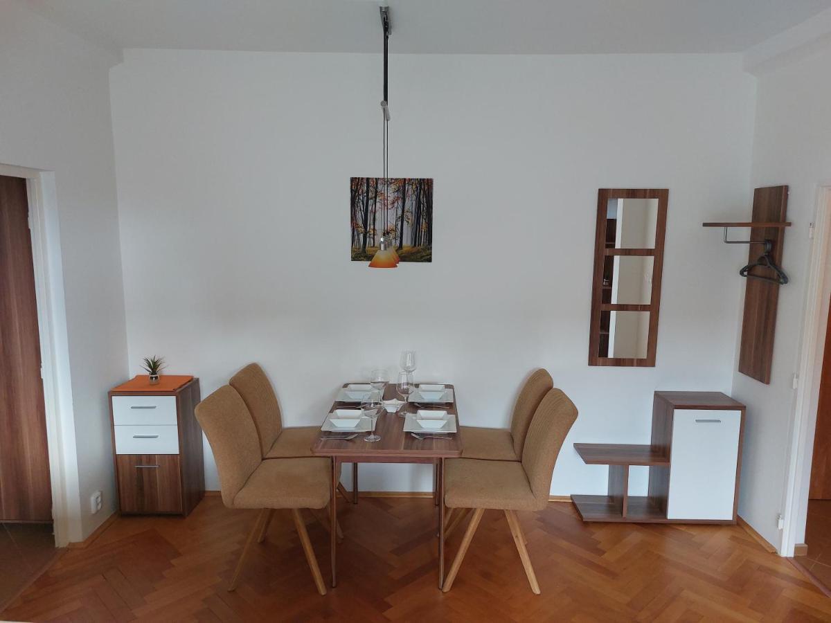 Apartman Merry Pressburg Exterior foto