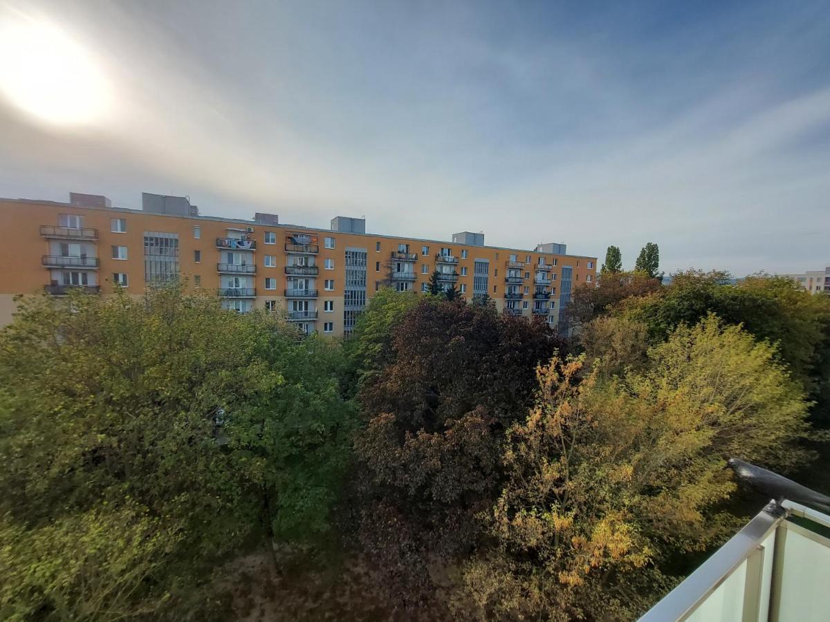 Apartman Merry Pressburg Exterior foto